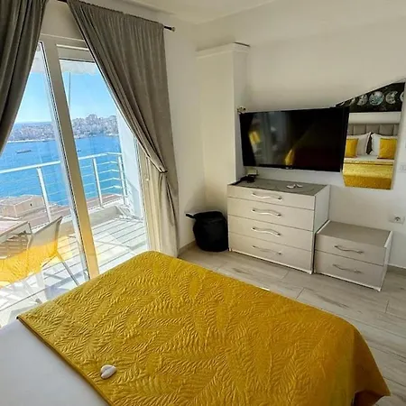 Tommy * Sarandë