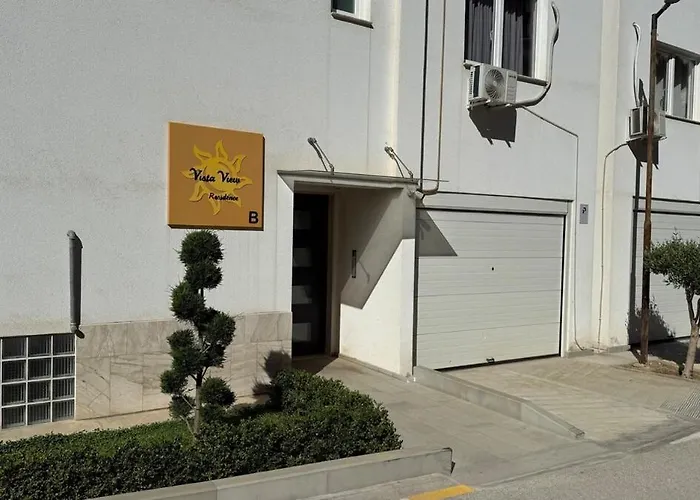 Apartament Tommy Saranda